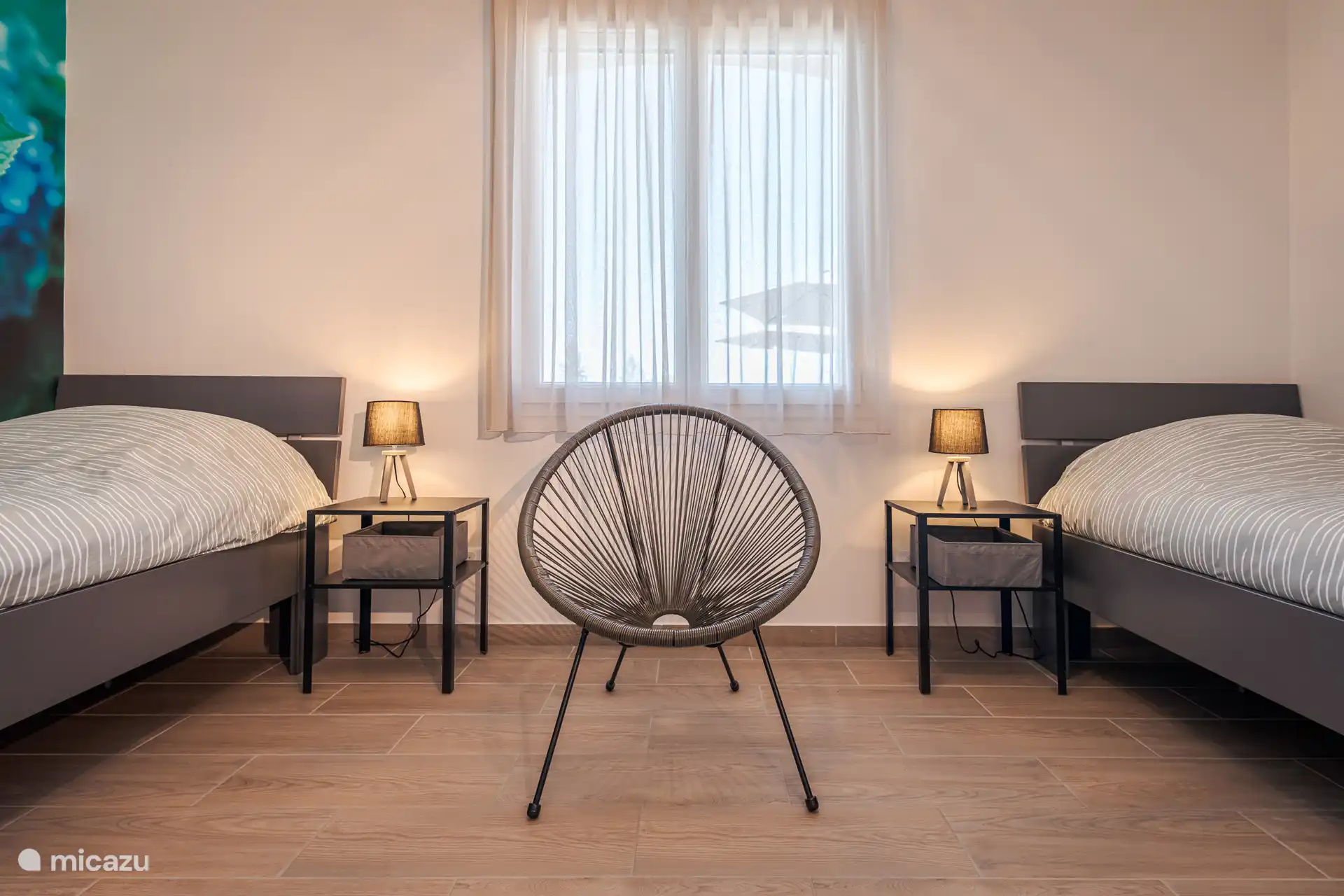 Chambre 3 avec deux lits simples