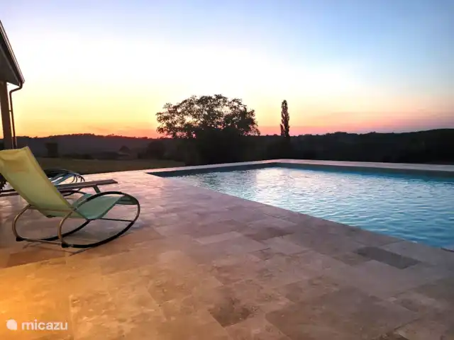 Monplaisant | France, Dordogne, Monplaisant - villa Coucher de soleil au bord de la piscine