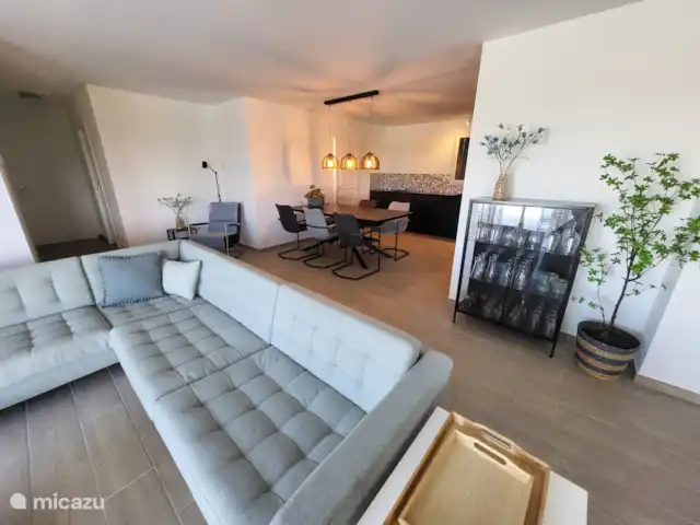 Monplaisant | France, Dordogne, Monplaisant - villa Salon avec coin repas et cuisine ouverte