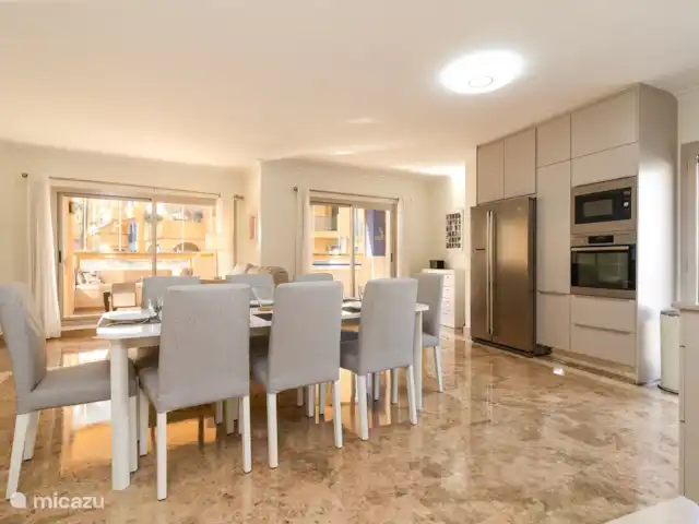 Location de Vacances Espagne, Costa del Sol, San Pedro de Alcántara, appartement - Jazmines - Appartement 4 chambres  Cuisine et salle à manger