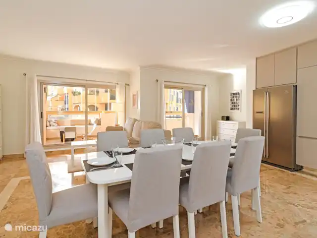Location de Vacances Espagne, Costa del Sol, San Pedro de Alcántara, appartement - Jazmines - Appartement 4 chambres  Cuisine et salle à manger