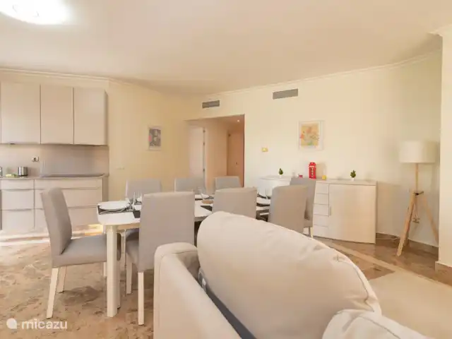 Location de Vacances Espagne, Costa del Sol, San Pedro de Alcántara, appartement - Jazmines - Appartement 4 chambres  Salon et salle à manger