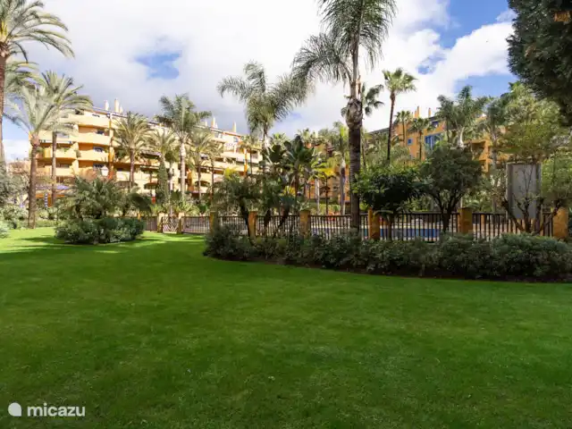 Location de Vacances Espagne, Costa del Sol, San Pedro de Alcántara, appartement - Jazmines - Appartement 4 chambres  Espace piscine et jardin