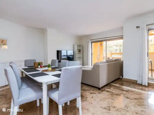 Location de Vacances Espagne, Costa del Sol, San Pedro de Alcántara, appartement - Jazmines - Appartement 4 chambres  Salon et salle à manger