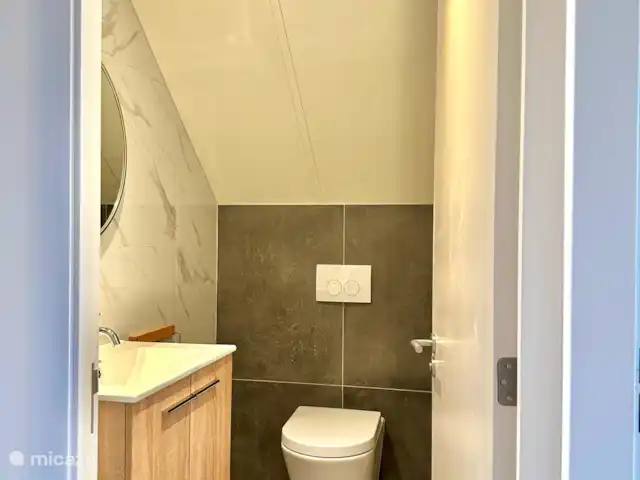 6p. Boshuis *Jacuzzi*De Groene Specht | Pays-Bas, Gueldre, Ewijk - maison de vacances Toilette à l’étage