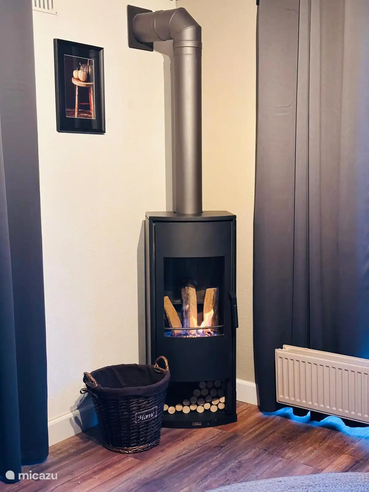 A wonderful gas fireplace! This gives such a nice atmosphere