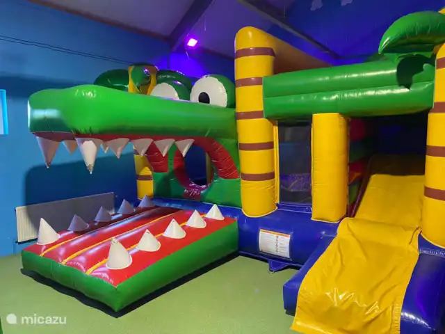 6p. Boshuis *Jacuzzi*De Groene Specht | Pays-Bas, Gueldre, Ewijk - maison de vacances Matériel d’escalade et de saut pour les enfants