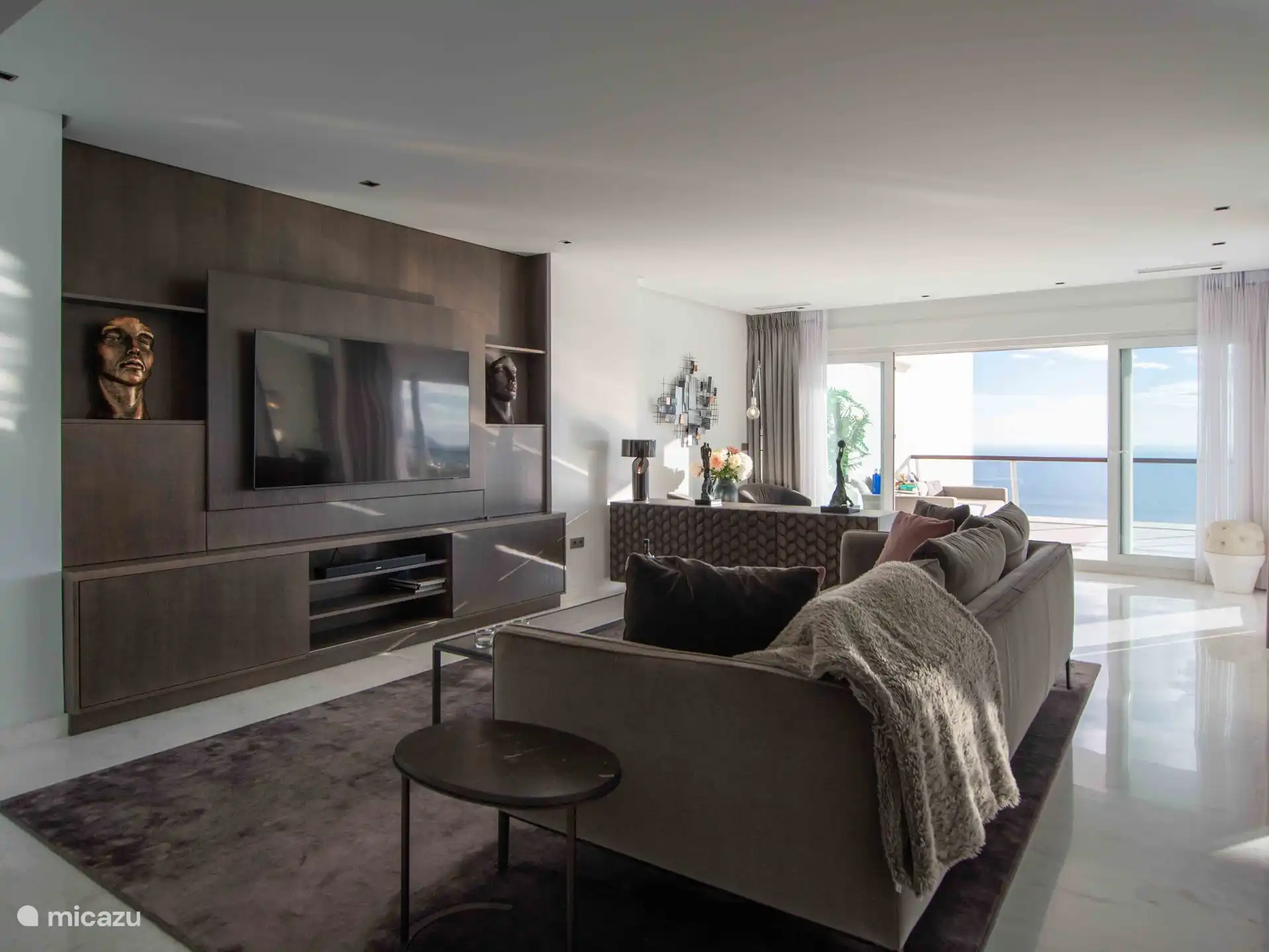 Panorama del Mar - Elegante woonkamer. 