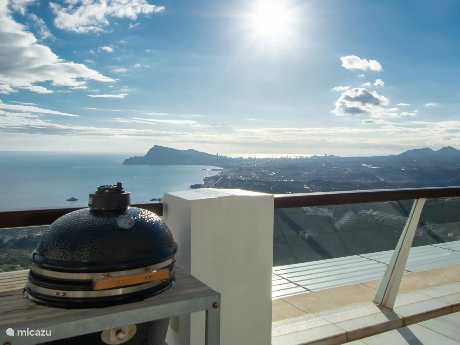 Panorama del Mar - Atemberaubender Blick von jedem Teil auf die Terrasse. 