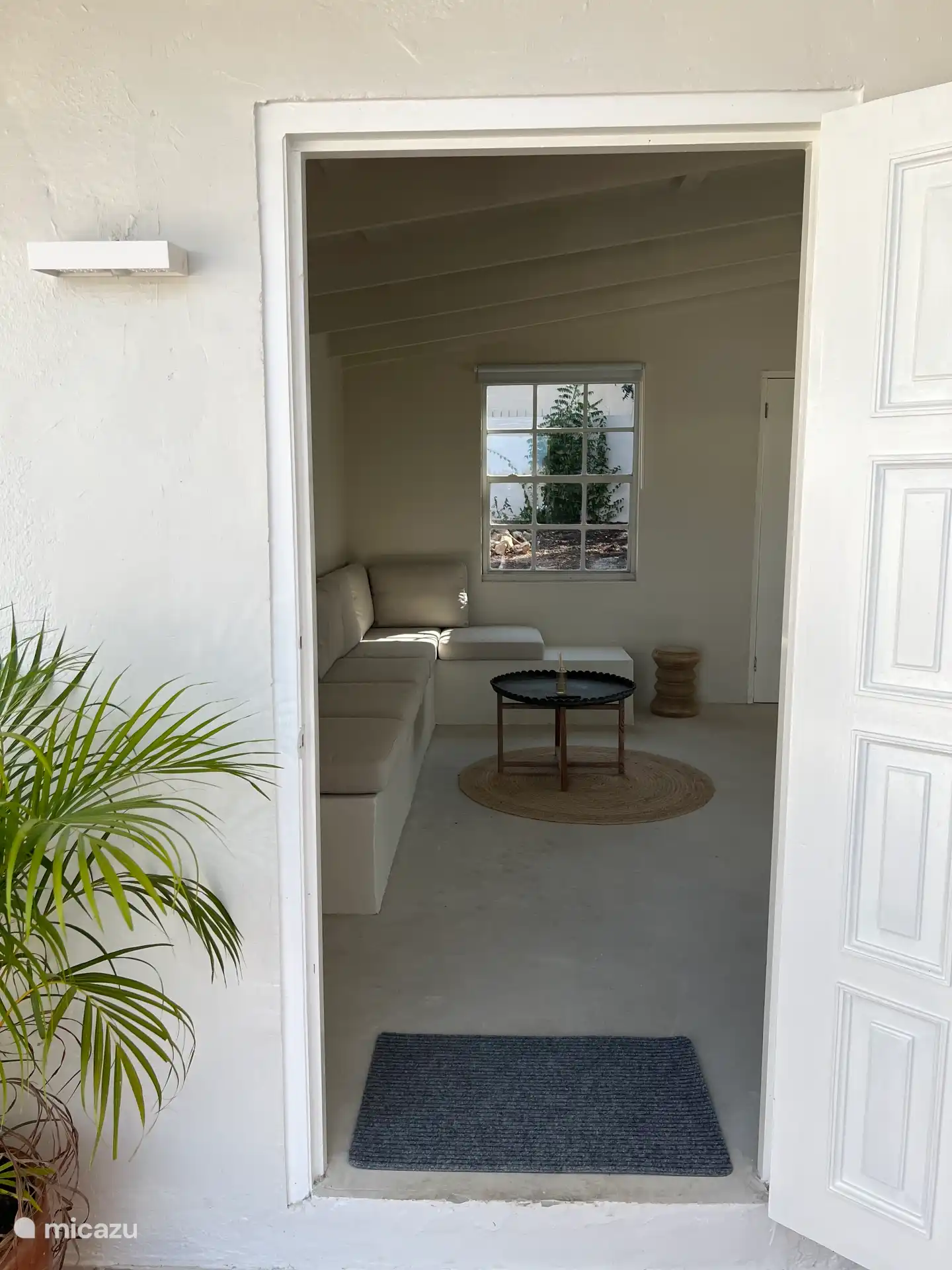 Entrée et coin salon