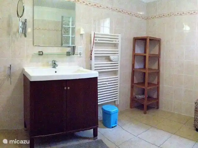 Margarita en Francia, Lot,  Salviac - casa vacacional El cuarto de baño