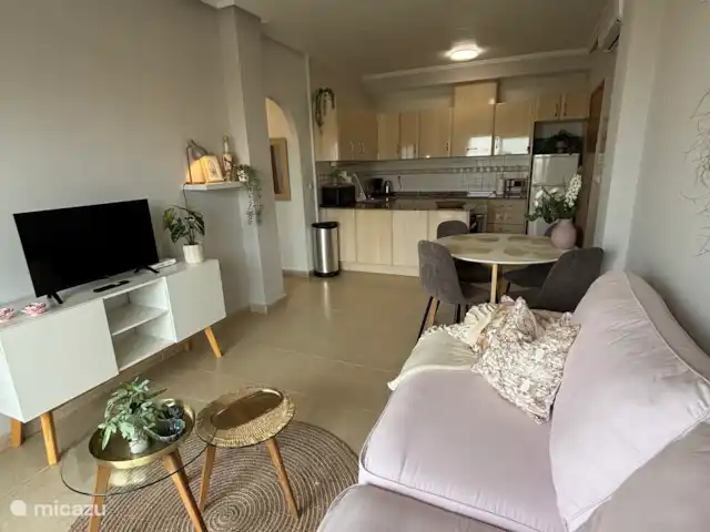 Location de Vacances Espagne, Costa Blanca, Ciudad Quesada, appartement - Casa Baila Salon et cuisine