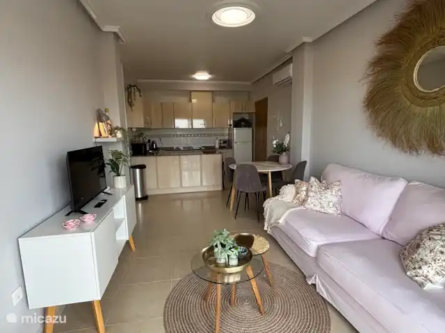Location de Vacances Espagne, Costa Blanca, Ciudad Quesada, appartement - Casa Baila Salon et cuisine