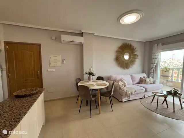 Location de Vacances Espagne, Costa Blanca, Ciudad Quesada, appartement - Casa Baila Salon et salle à manger