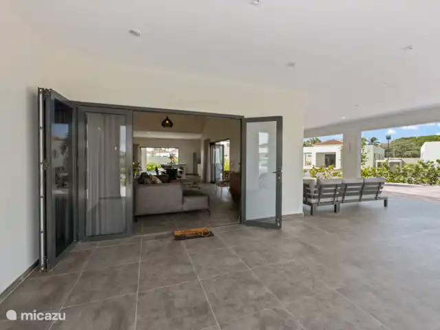 Villa Amber con piscina privada  en Curazao, Curazao Centro, Willemstad - villa Porche