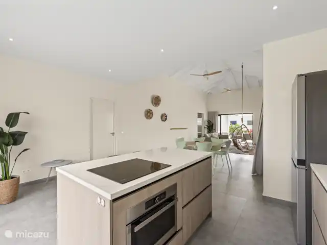 Villa Infinity Blue avec piscine privée | Curaçao, Curaçao-Centre, Willemstad - villa Plaque à induction et four de cuisine