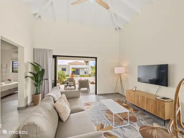 Villa Infinity Blue avec piscine privée | Curaçao, Curaçao-Centre, Willemstad - villa Salon avec vue sur le parc