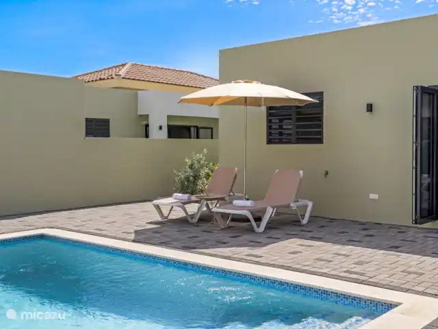 Villa Infinity Blue avec piscine privée | Curaçao, Curaçao-Centre, Willemstad - villa Chaises longues