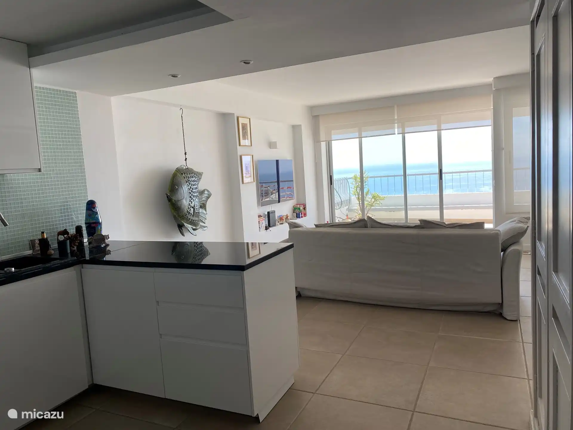 Meerblick von der offenen Küche aus