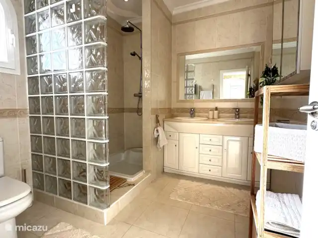Casa Creativa avec vue sur la mer et piscine   | Espagne, Costa Blanca, Benitachell - villa Salle de bain en suite