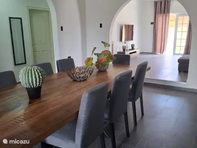 Casa Andries Montanja Rey | Curaçao, Banda Ariba (est), Montan'i Rei - villa Salle à manger - Salon