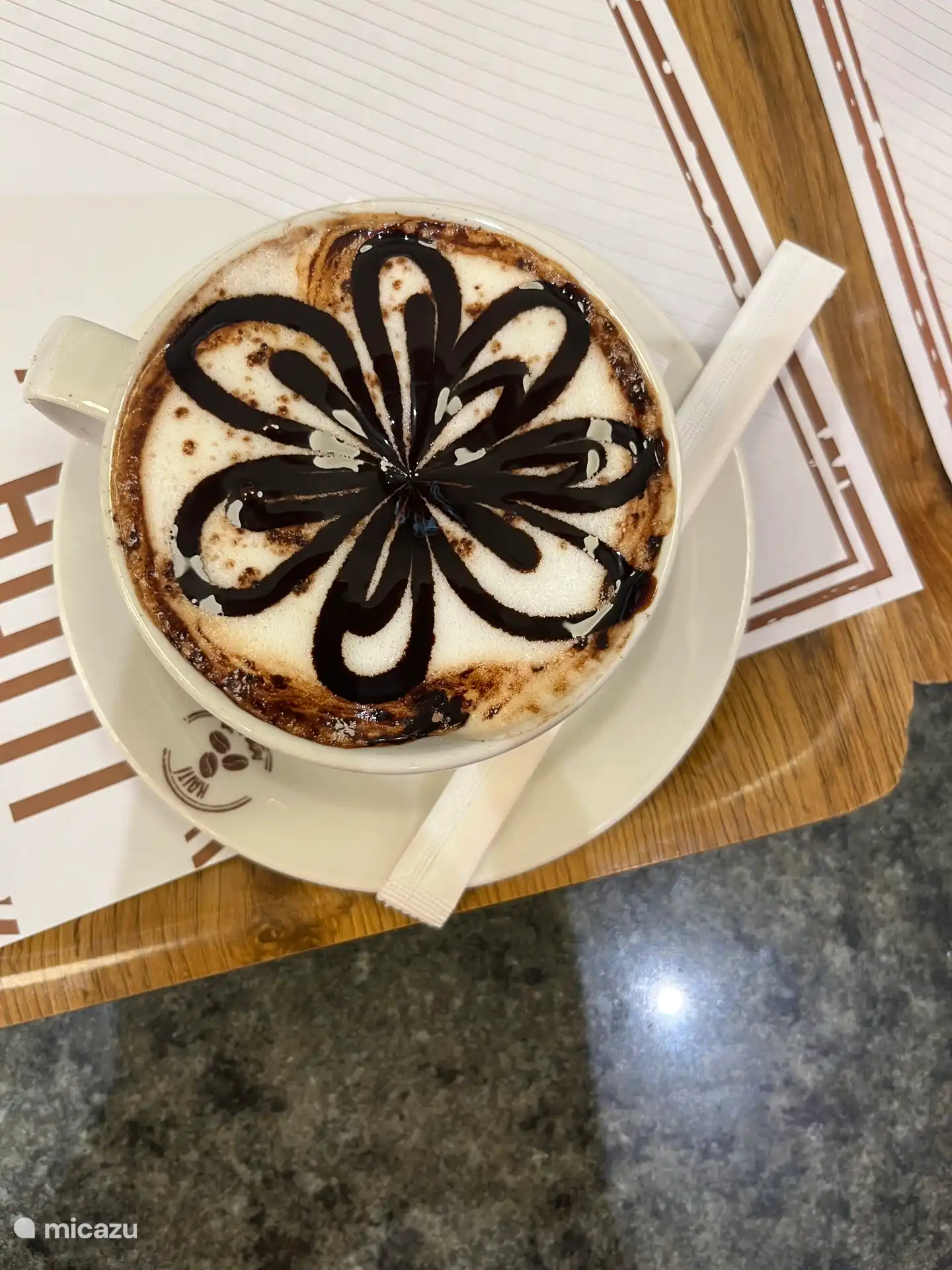 Una taza de café en Haití en el centro comercial Cartagena
