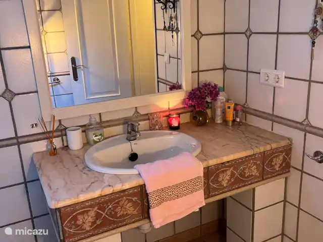 Finca Pipa | Espagne, Andalousie, Alhaurín el Grande - finca Évier chambre deux