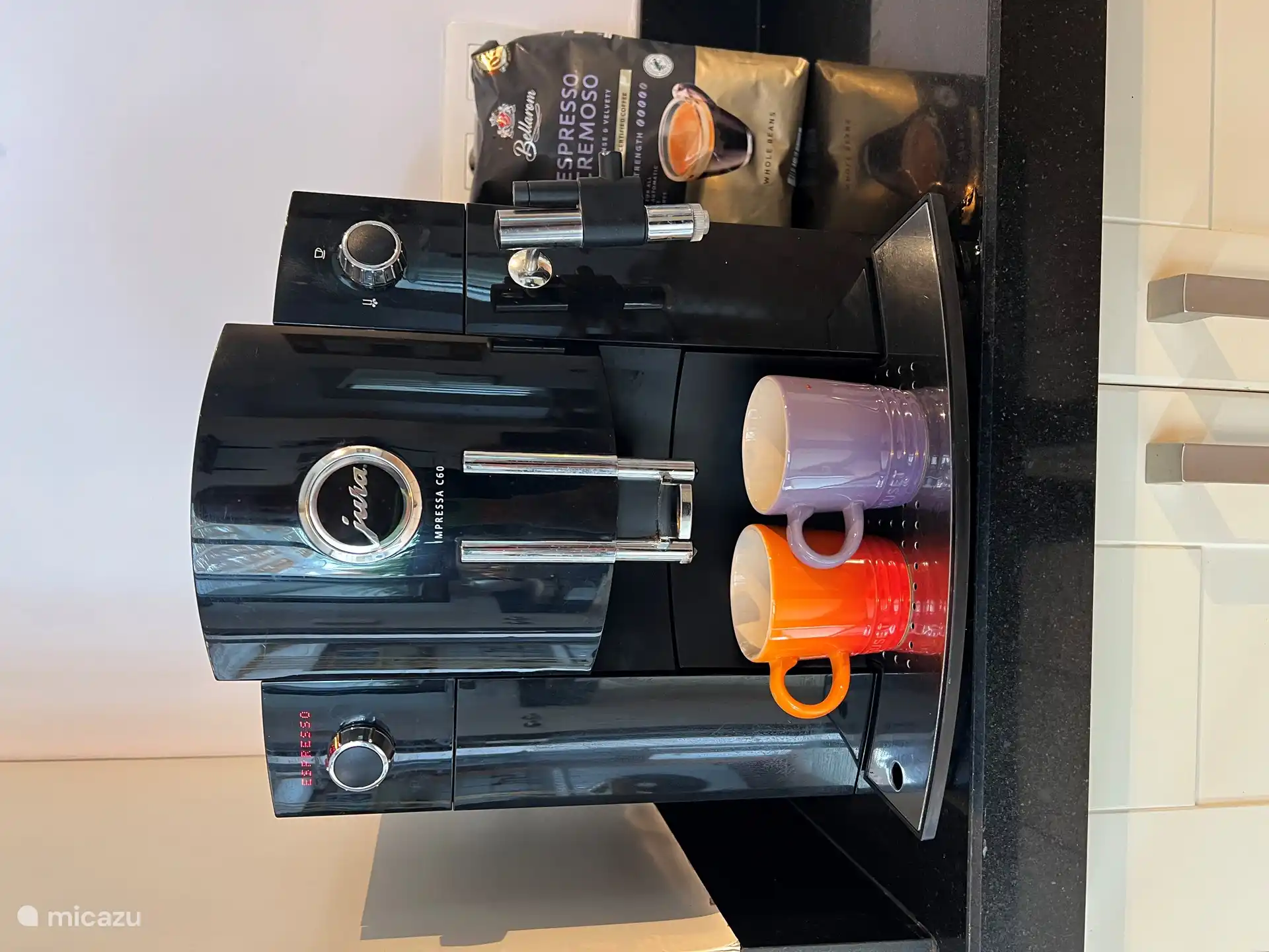 Jura coffee machine with fresh beans