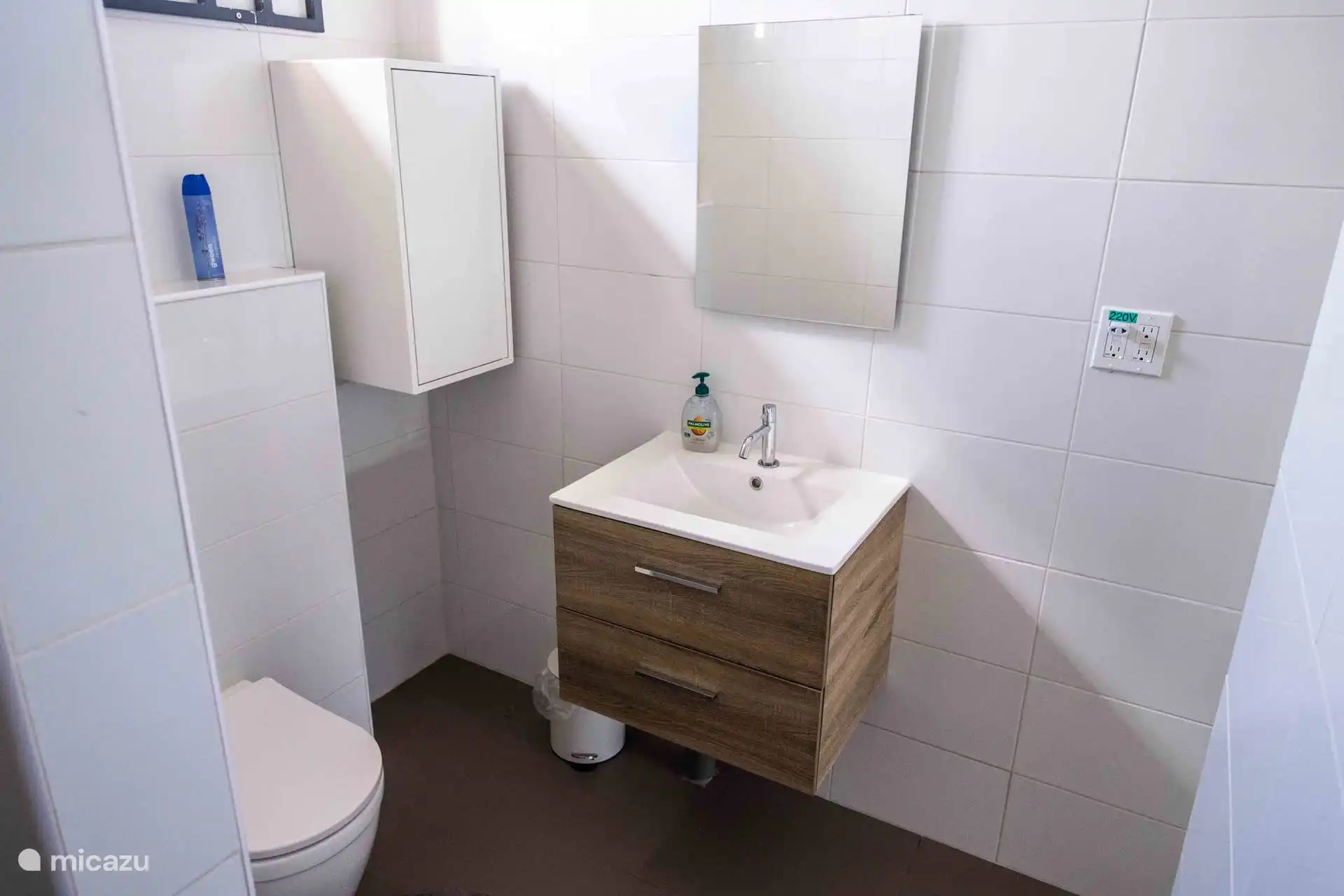 Bathroom of bedroom 2