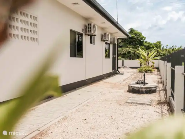 villa en Surinam, Paramaribo, Paramaribo – Villa Faya Lobi Jardín