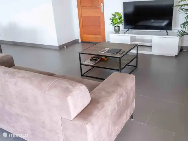 villa en Surinam, Paramaribo, Paramaribo – Villa Faya Lobi Salón