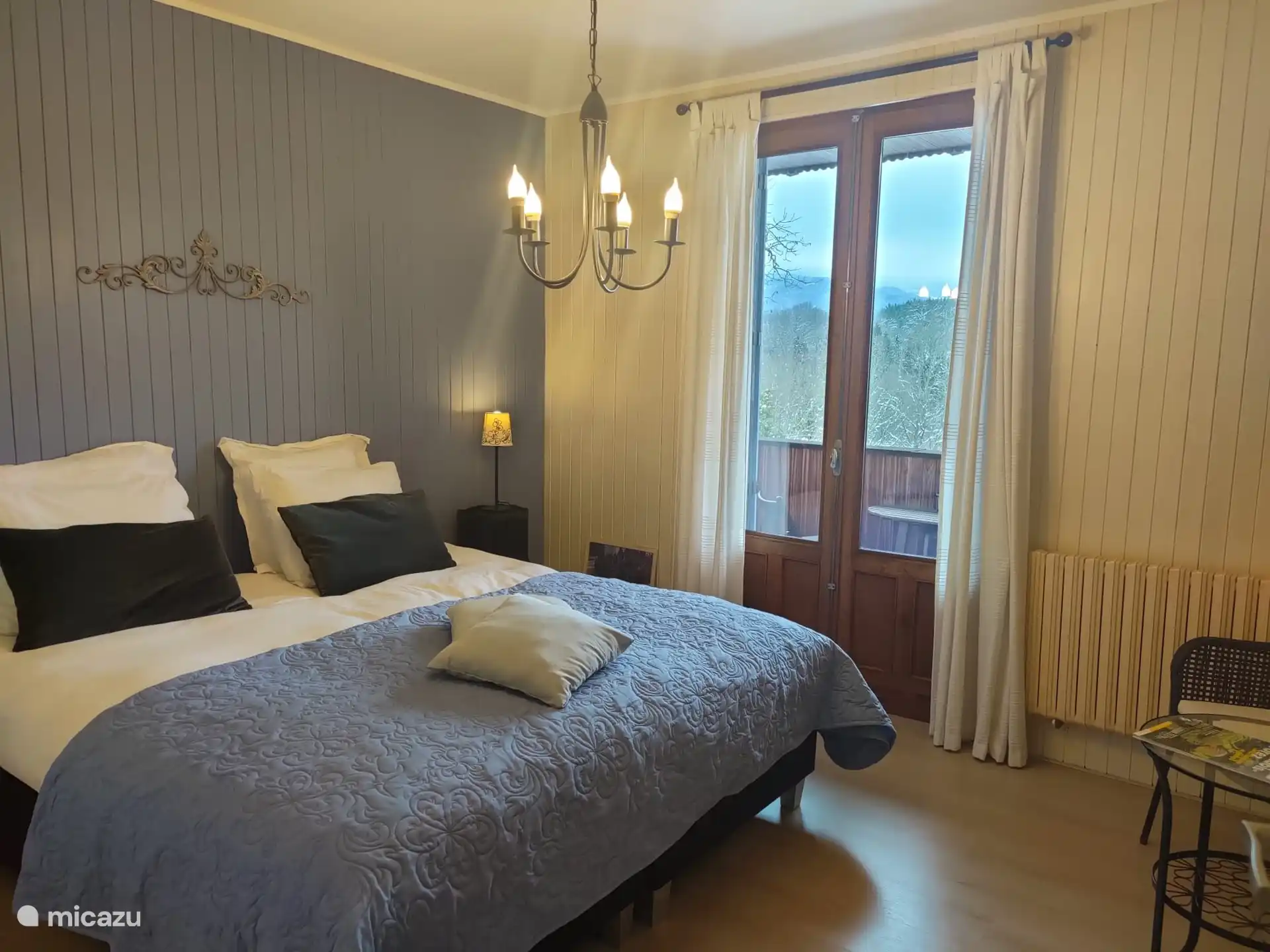 Maison du Chevalier - Beal in Frankreich, Puy-de-Dôme, Marat - Bed & Breakfast