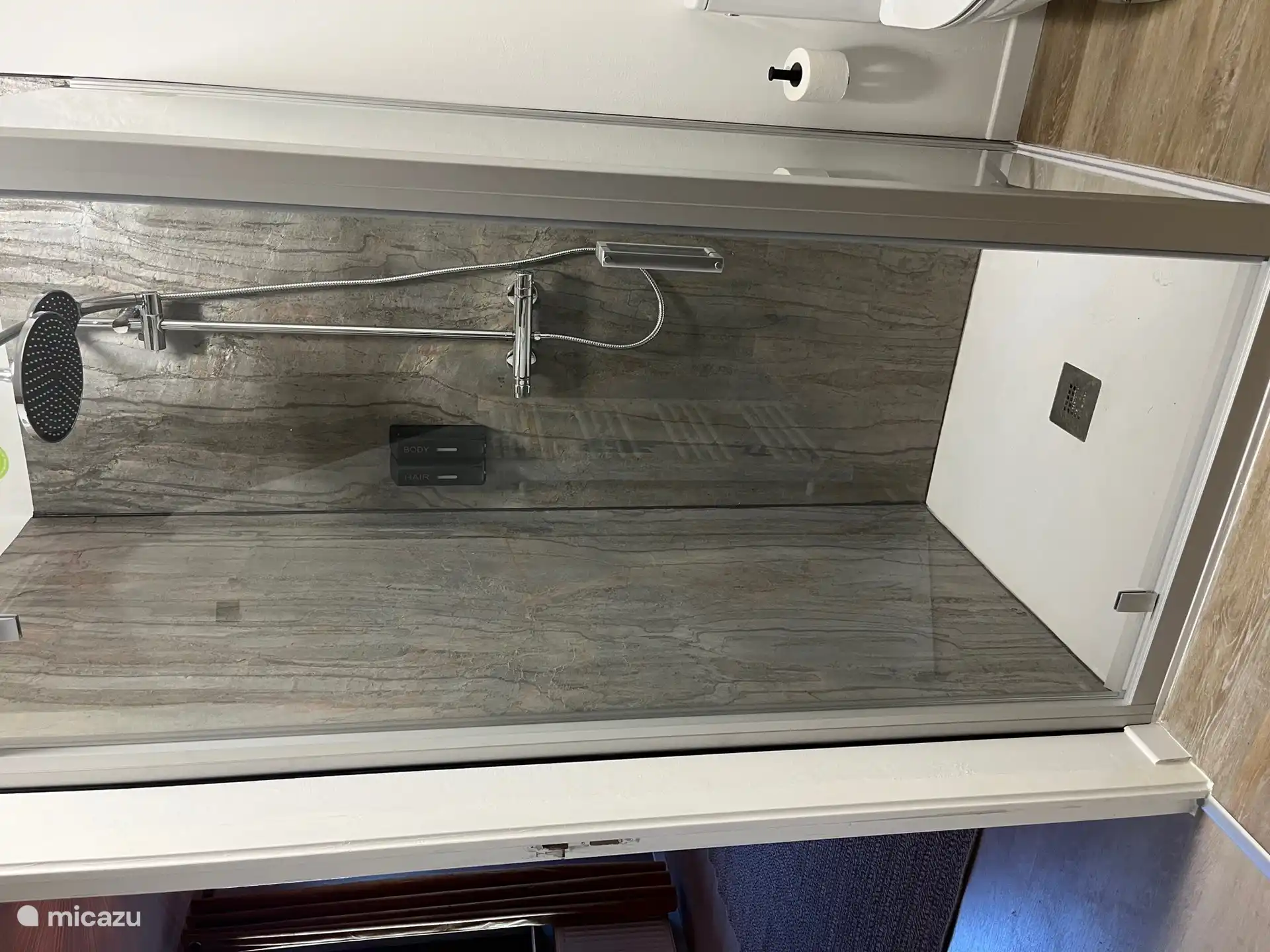 Badezimmer Pierre-sur-Haute