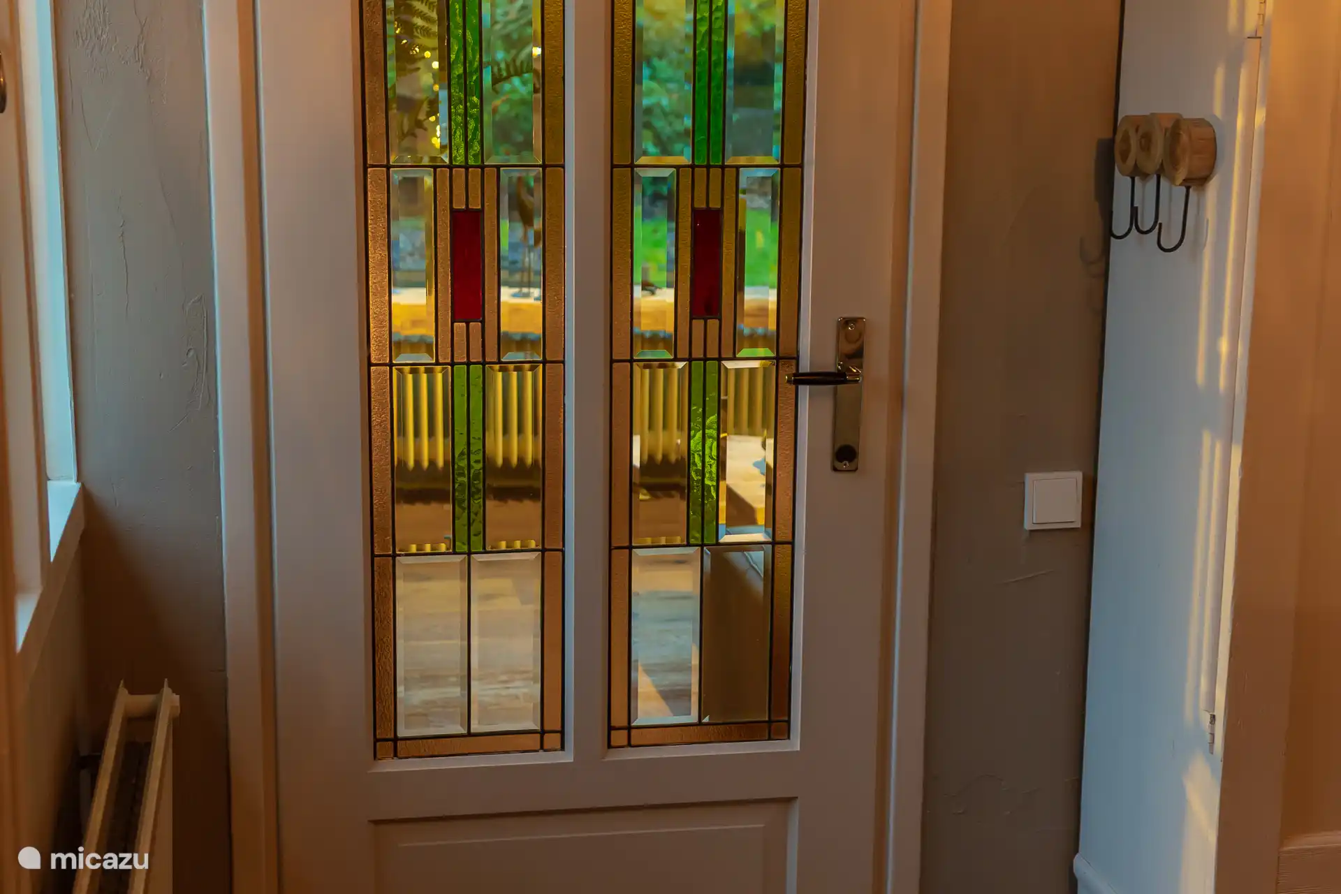 Anciens éléments de l’ancien propriétaire Vitrail Portes 