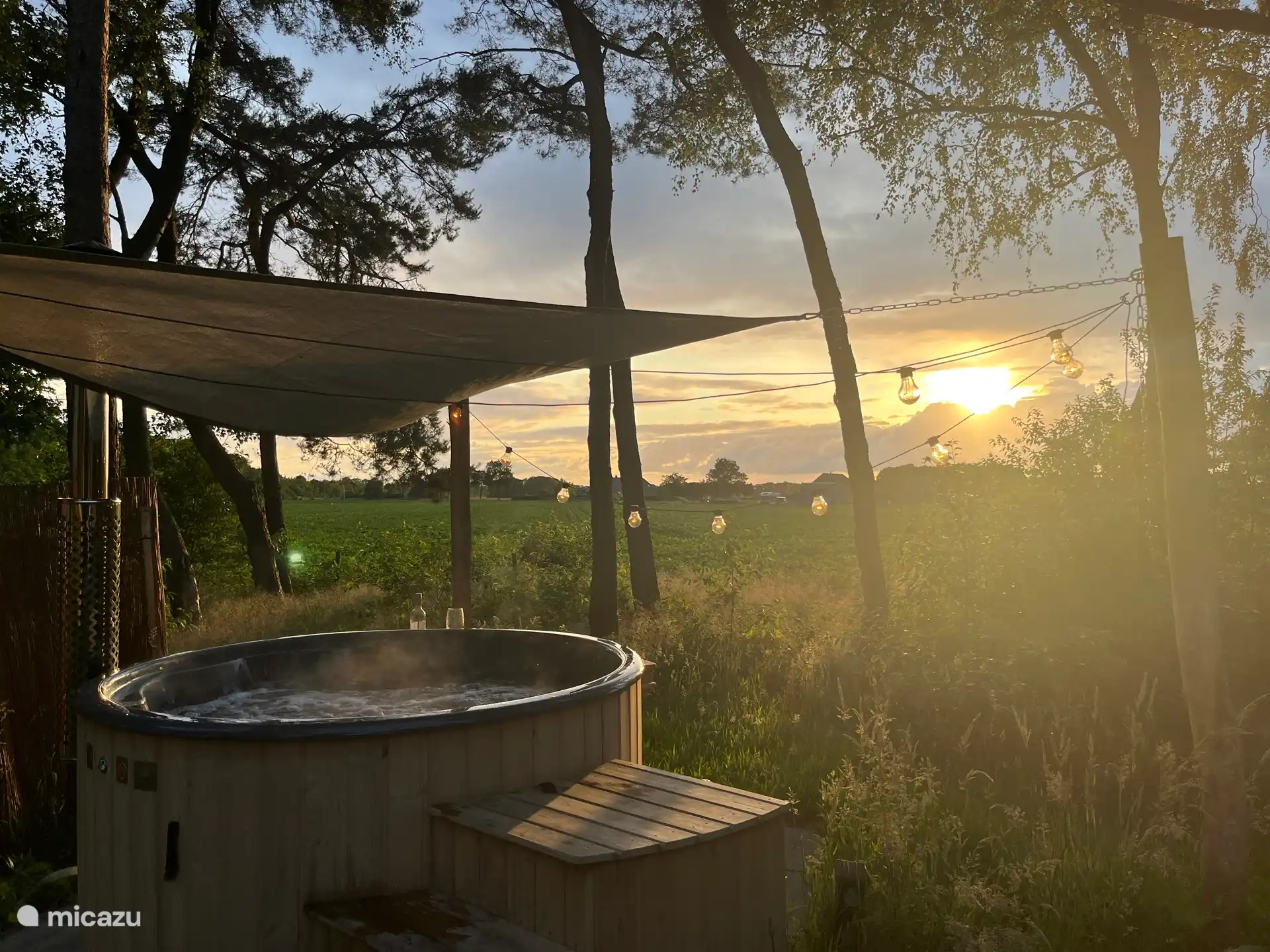 Escapada de fin de semana, Países Bajos, Overijssel, Haarle, chalet Wellness Lodge Bañera de hidromasaje Ron 