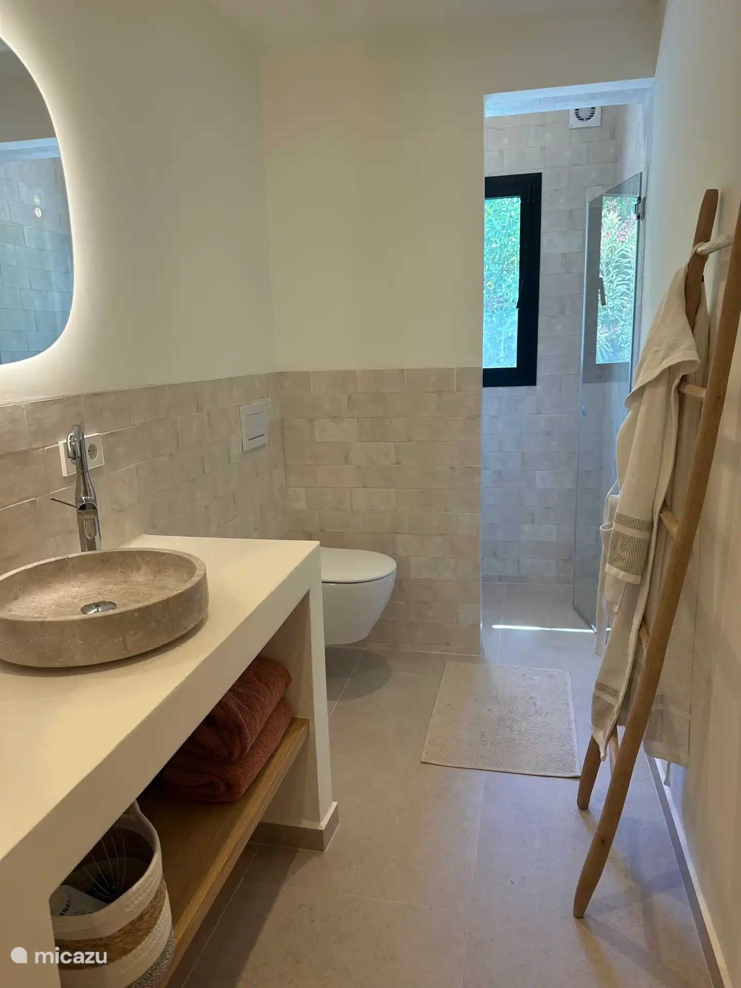 Badezimmer im zweiten Schlafzimmer