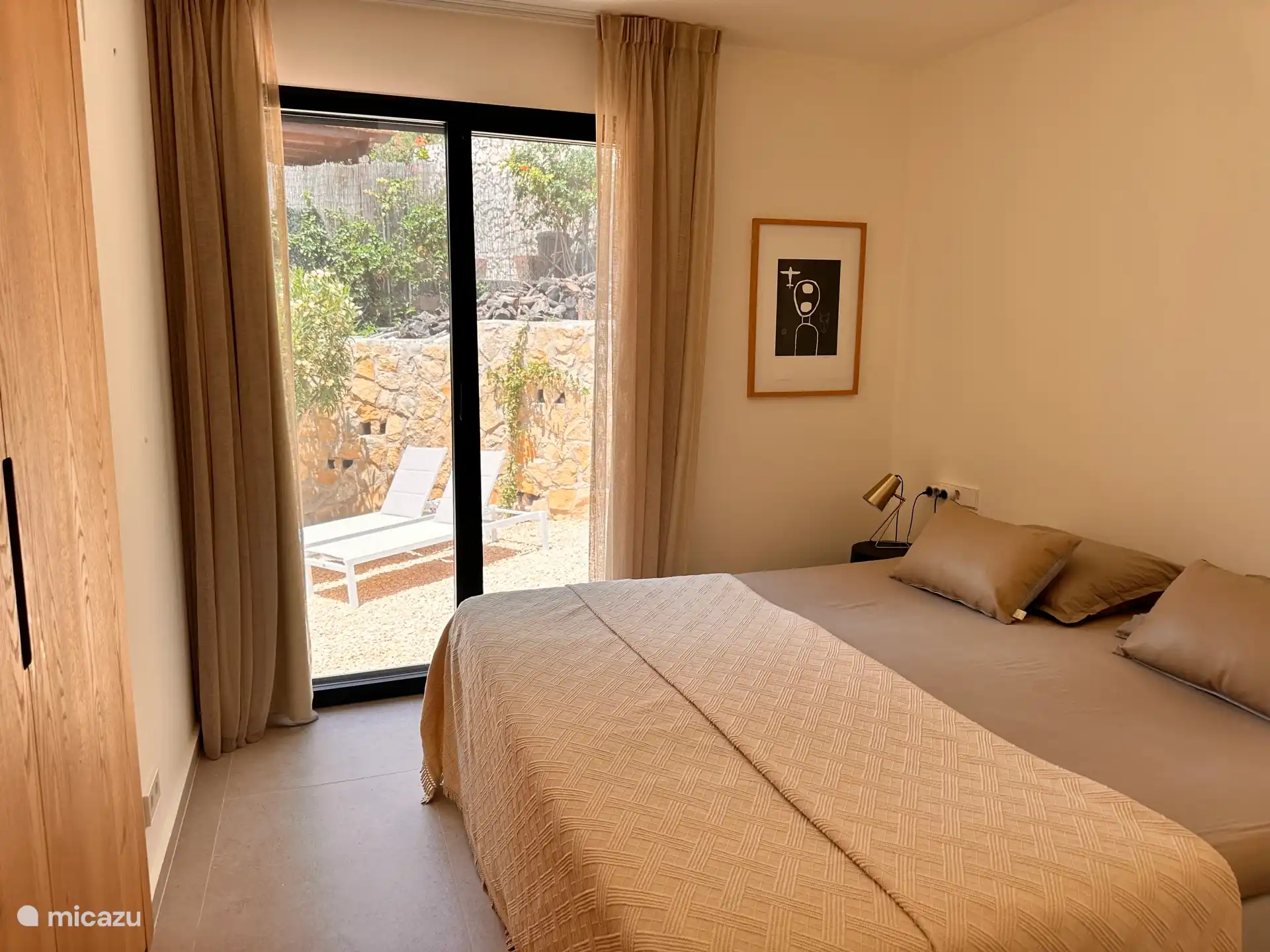 Masterbedroom met 2 persoons Nilson bed 180x200