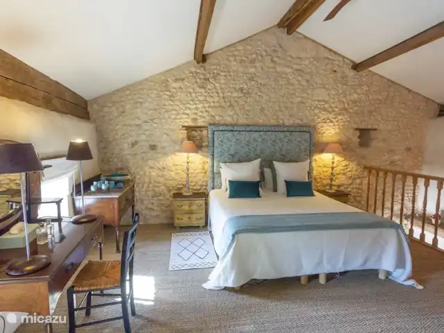 Le Manoir Des Fouilloux  | France, Charente, Aubeterre-sur-Dronne - manoir / château Chambre avec cour
