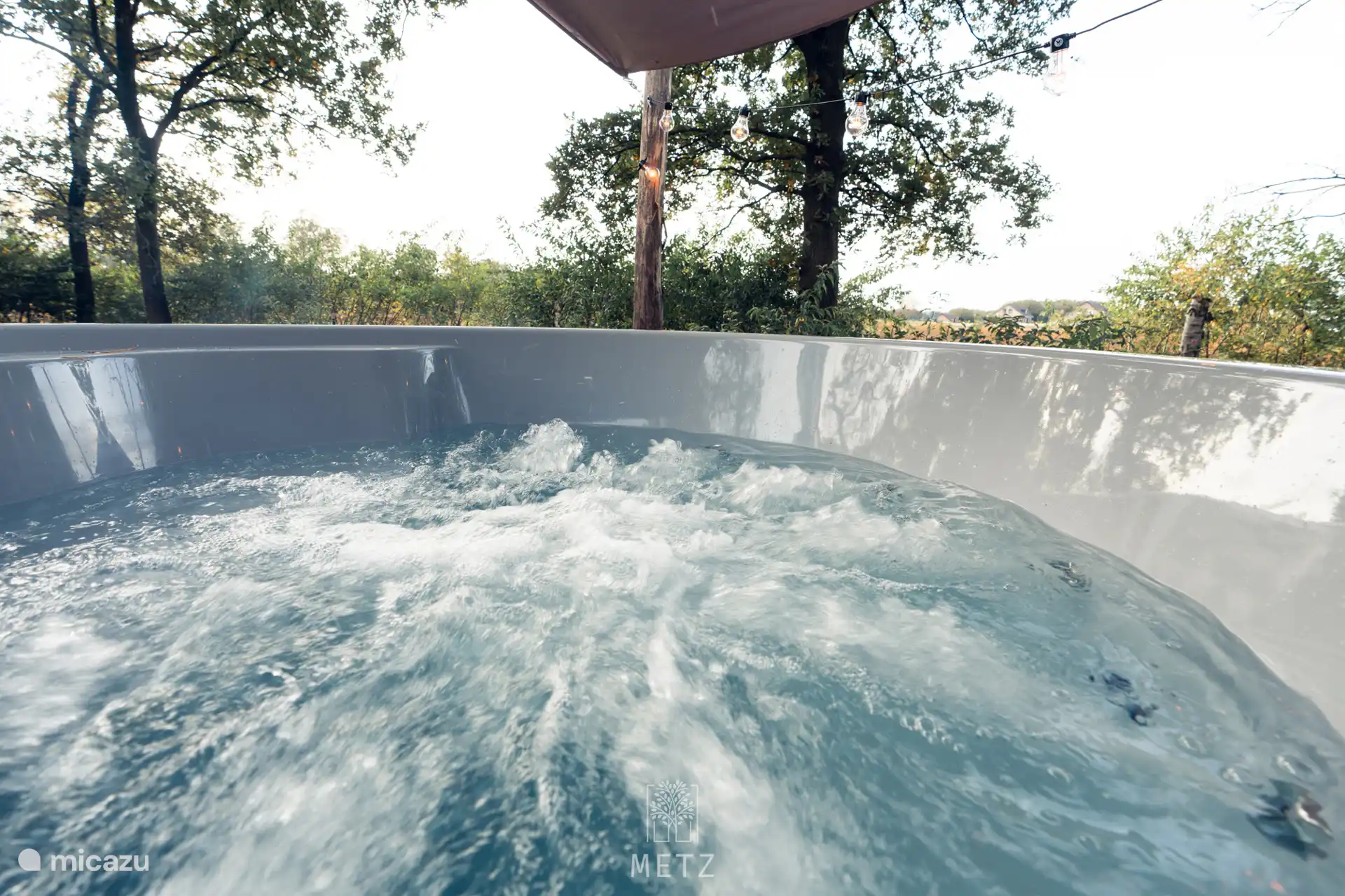 chalet, Lettele, Overijssel, Pays-Bas -  Wellness Lodge Jacuzzi Antoint