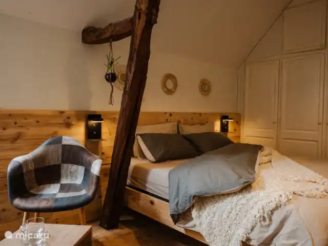 B&B BienViennue - Descartes 2-4p | France, Indre-et-Loire, Marcilly-sur-Vienne - chambres d'hôtes Chambre Descartes avec salle de bain attenante.