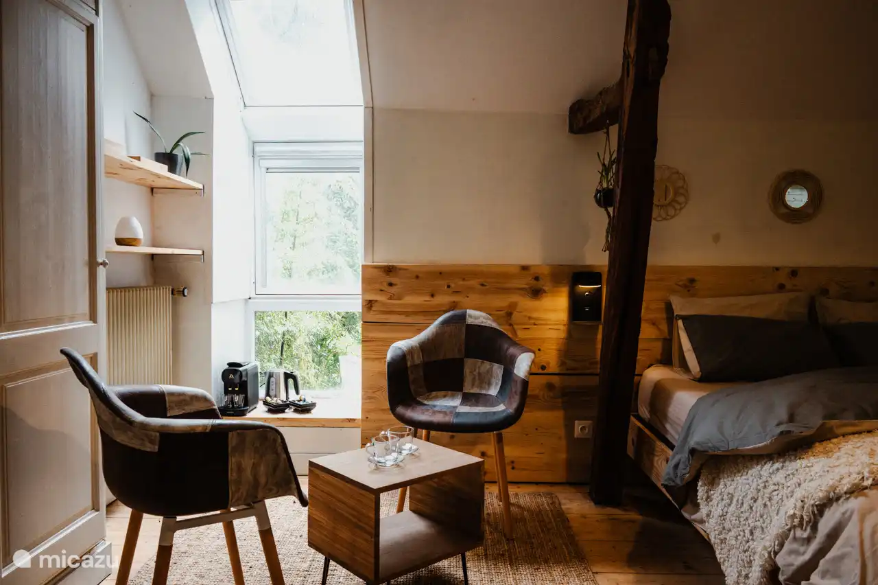 Descartes Zimmer mit eigenem Bad.