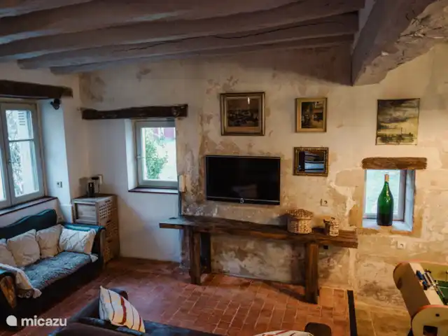 B&B BienViennue - Descartes 2-4p | France, Indre-et-Loire, Marcilly-sur-Vienne - chambres d'hôtes Salle de télévision commune avec options de streaming