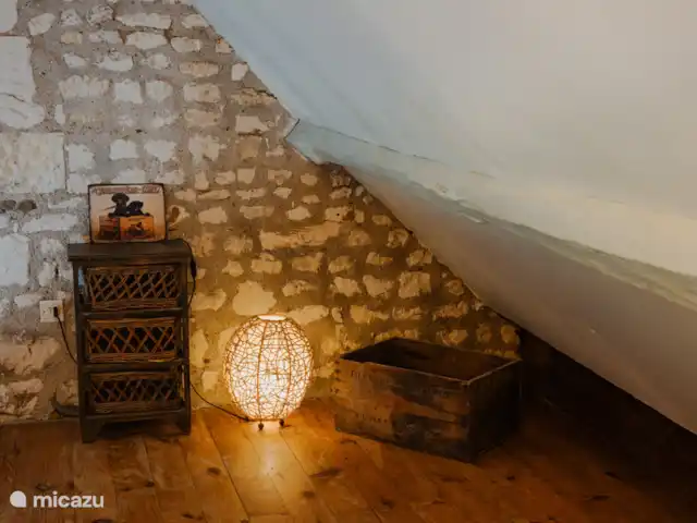 B&B BienViennue - Rabelais 2-4p | France, Indre-et-Loire, Marcilly-sur-Vienne - chambres d'hôtes Chambre Rabelais avec salle de bain attenante.