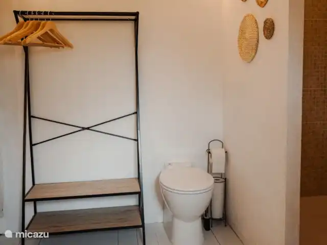 B&B BienViennue-Foulque Nerra 2-4p | France, Indre-et-Loire, Marcilly-sur-Vienne - chambres d'hôtes Chambre Foulque Nerra avec salle de bain attenante.