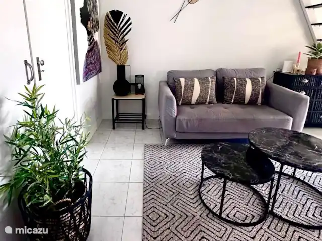 Casa Cees huren in Curaçao, Banda Ariba (oost), Santa Catharina - vakantiehuis Sfeervolle woonkamer, met airco.