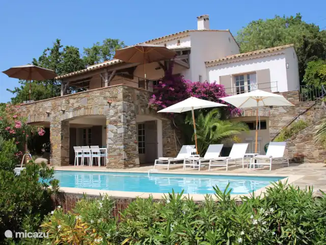 Location de Vacances France, Var, Cavalaire-sur-Mer, maison de vacances - Villa Balou Location de Vacances France, Var, Cavalaire-sur-Mer, maison de vacances - Villa Balou