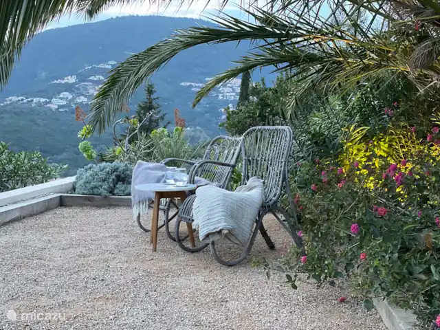 Location de Vacances France, Var, Cavalaire-sur-Mer, maison de vacances - Villa Balou Terrasse dans le jardin