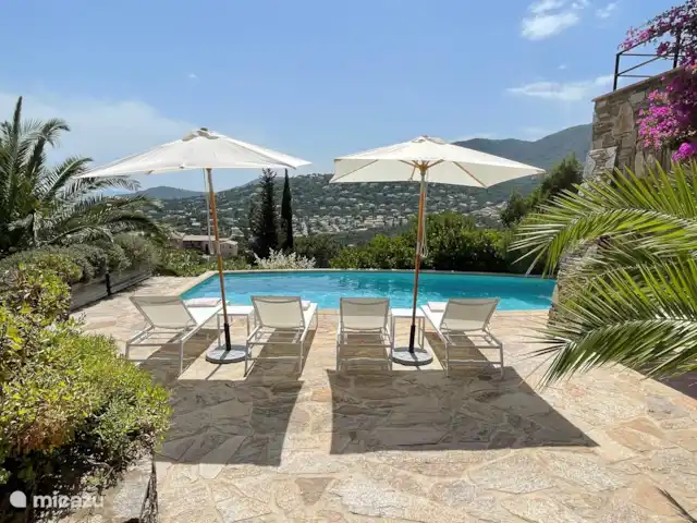 Location de Vacances France, Var, Cavalaire-sur-Mer, maison de vacances - Villa Balou Piscine
