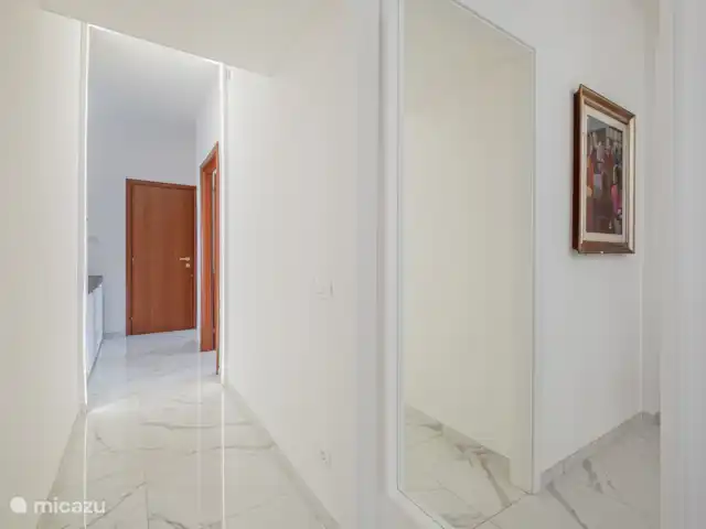 Location de Vacances Italie, Rome, Rome, appartement -  Lux Romae Appartement Couloirs