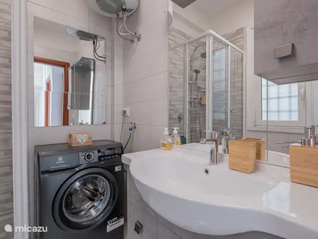 Location de Vacances Italie, Rome, Rome, appartement -  Lux Romae Appartement Salle de Bains